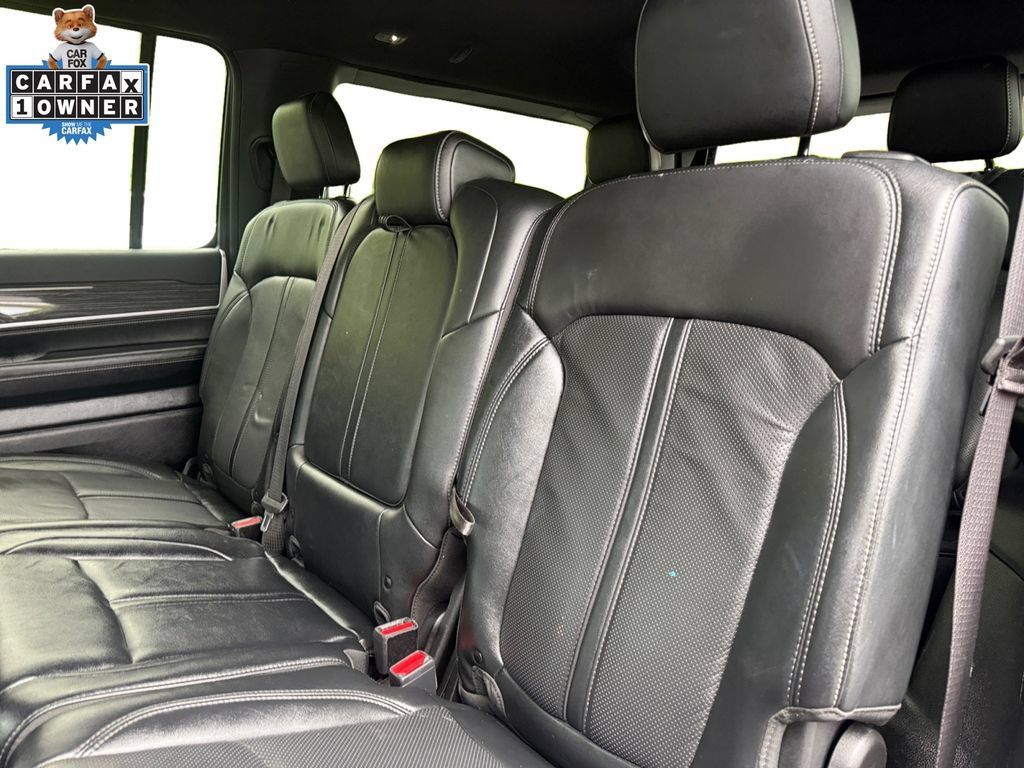 Certified 2022 Jeep Wagoneer Series II AWD/4WD image 14