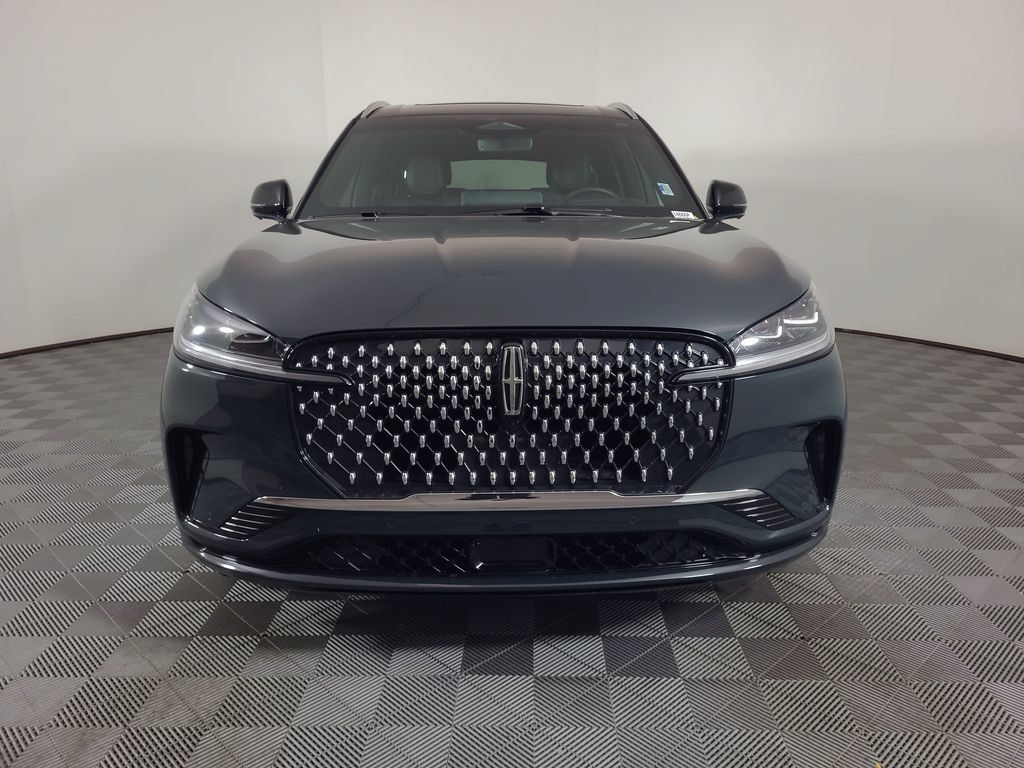 Used 2025 Lincoln Aviator Black Label AWD/4WD image 8