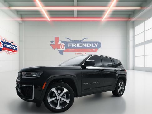 Used 2026 Jeep Grand Cherokee Limited AWD/4WD image 1