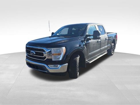 Used 2022 Ford F150 XLT w/ XTR Package image 4