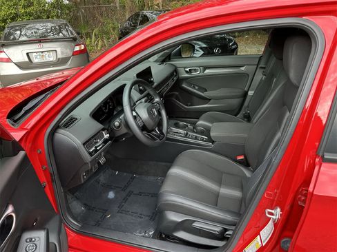 Used 2022 Honda Civic Sport image 2