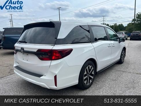 Used 2025 Honda Odyssey EX-L image 3