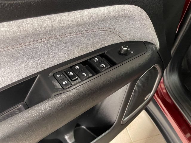 Used 2022 Jeep Compass Latitude w/ Sun and Sound Group AWD/4WD image 20