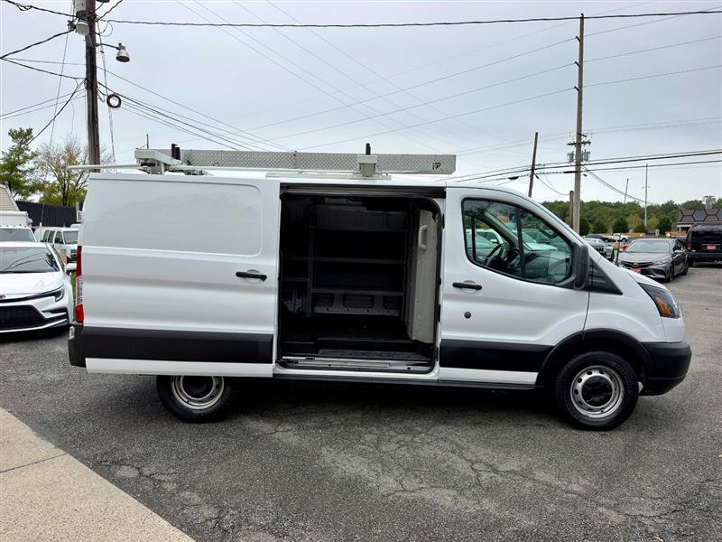 Used 2019 Ford Transit 250 130 Low Roof RWD image 6