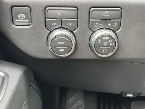 New 2026 GMC Sierra 1500 Elevation image 52