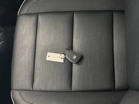 Used 2025 Buick Enclave Sport Touring w/ Power Package image 53