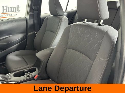Used 2023 Toyota Corolla LE image 9