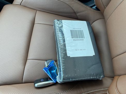 Certified 2025 Subaru Ascent Touring image 5