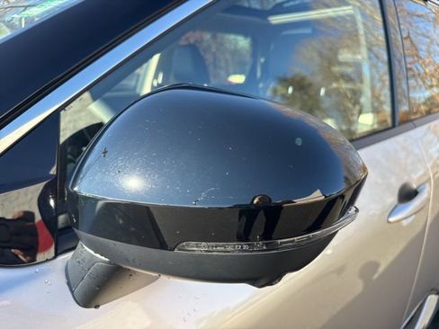 Used 2026 Nissan Rogue Platinum w/ Platinum Premium Package image 10