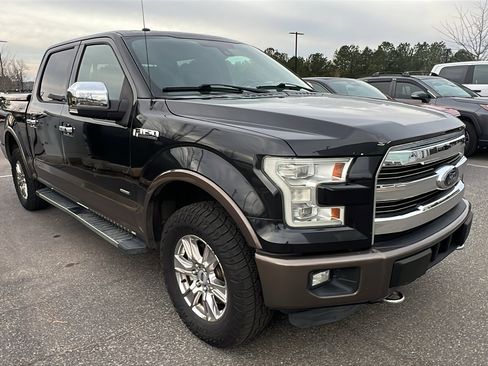 Used 2015 Ford F150 Lariat w/ Equipment Group 502A Luxury image 5