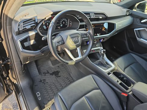 Used 2023 Audi Q3 2.0T Premium AWD/4WD image 16