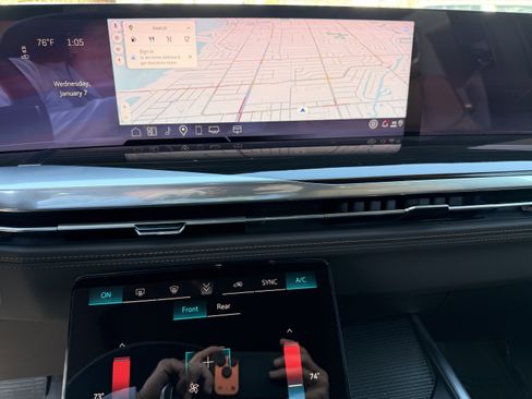 Certified 2025 Cadillac Escalade Premium Luxury w/ Touring Package image 22