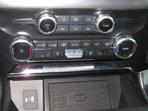 Used 2023 Ford F150 Lariat w/ Equipment Group 502A High image 14