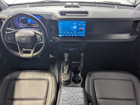 Used 2022 Ford Bronco Everglades image 6