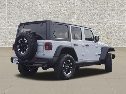 Used 2025 Jeep Wrangler Unlimited Rubicon 4xe w/ Convenience Group AWD/4WD image 7