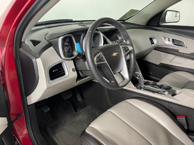 Used 2015 Chevrolet Equinox LTZ AWD/4WD image 3