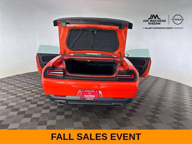 Used 2016 Dodge Challenger SXT w/ Blacktop Package RWD image 30