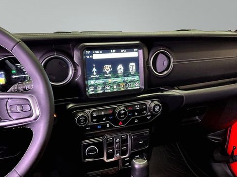 Used 2023 Jeep Wrangler Sahara w/ Cold Weather Group image 9