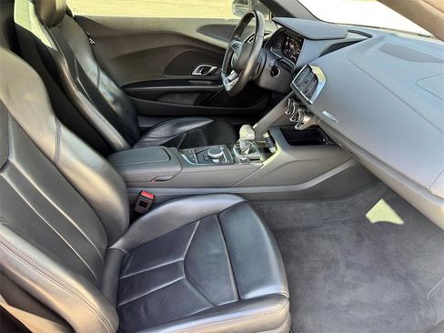 Used 2022 Audi R8 V10 image 11