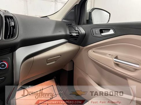 Used 2019 Ford Escape SE FWD image 39