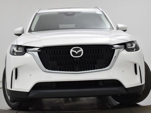 Certified 2025 MAZDA CX-90 3.3 Turbo w/ Preferred Package AWD/4WD image 4
