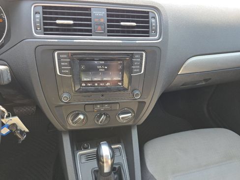 Used 2017 Volkswagen Jetta S FWD image 27