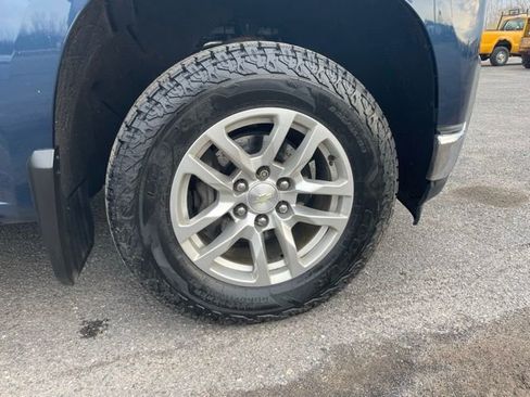 Used 2019 Chevrolet Silverado 1500 LT w/ All-Star Edition image 9