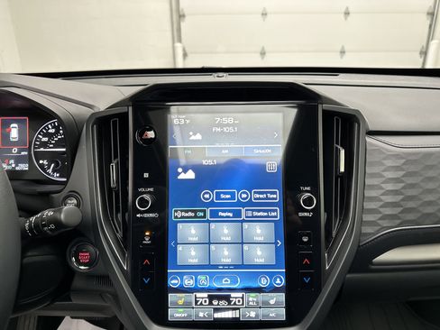 Used 2024 Subaru Ascent Limited w/ Technology Package image 29