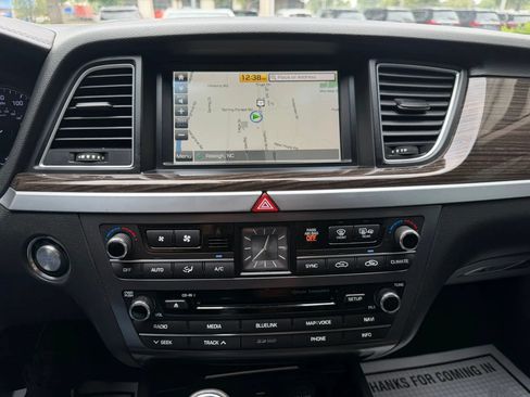 Used 2017 Genesis G80 3.8 RWD image 29