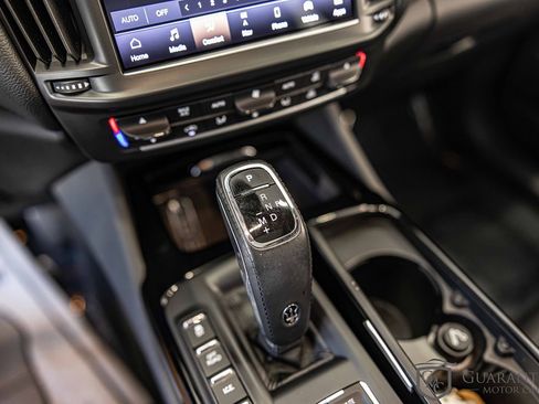 Used 2022 Maserati Levante GT image 31