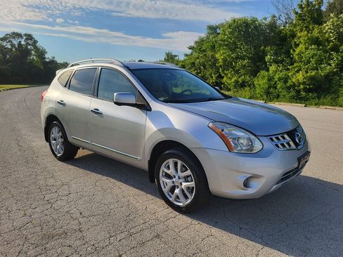 Used 2013 Nissan Rogue SL AWD/4WD image 8