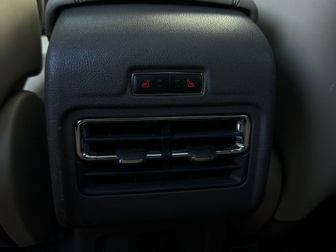 Used 2022 Lincoln Corsair FWD w/ Premium Package image 24