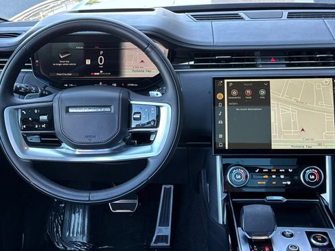 Certified 2023 Land Rover Range Rover SE AWD/4WD image 15