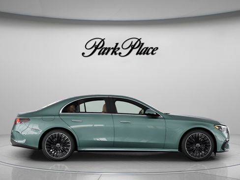 Used 2026 Mercedes-Benz E 350 Sedan image 25