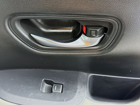 Used 2024 Honda HR-V LX image 29