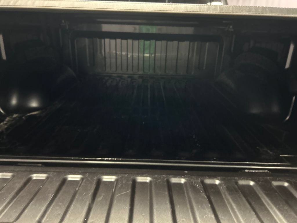Used 2022 RAM 1500 Big Horn AWD/4WD image 24