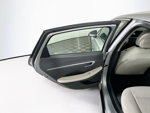 Used 2025 Hyundai Sonata SEL FWD image 26
