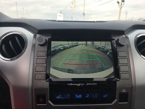 Used 2021 Toyota Tundra Limited w/ Limited Premium Package image 18