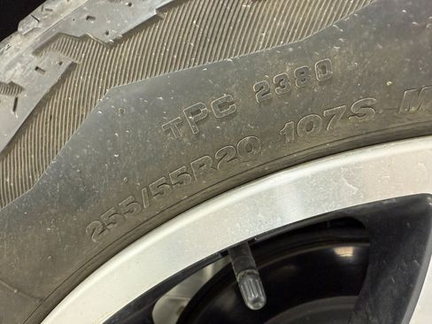 Used 2023 Chevrolet Colorado Z71 w/ Z71 Convenience Package 2 image 49