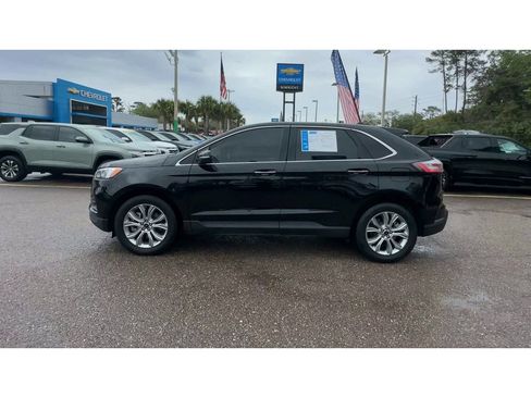 Used 2024 Ford Edge Titanium image 5