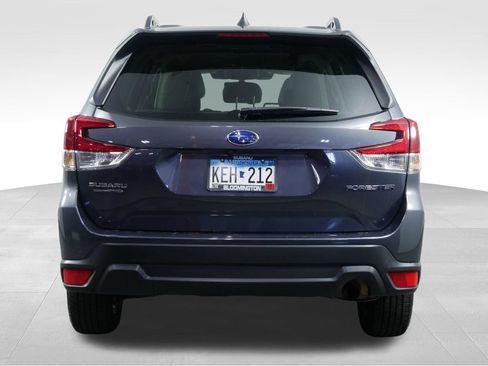 Used 2023 Subaru Forester Premium AWD/4WD image 9