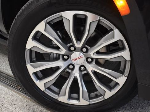 Used 2022 GMC Yukon Denali AWD/4WD image 29
