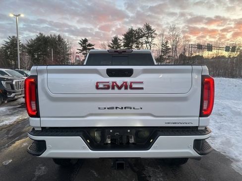 Used 2021 GMC Sierra 2500 Denali w/ Technology Package image 4