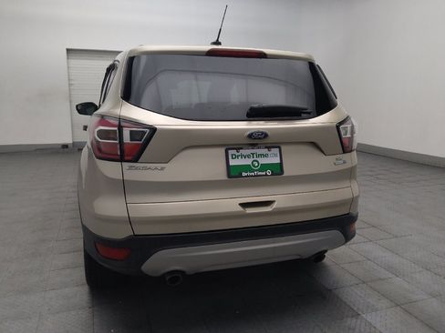 Used 2017 Ford Escape SE AWD/4WD image 6