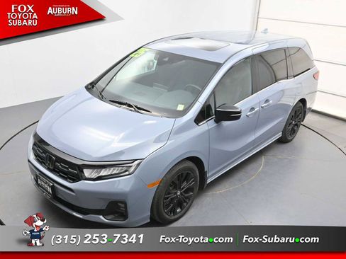 Used 2025 Honda Odyssey Sport-L image 31