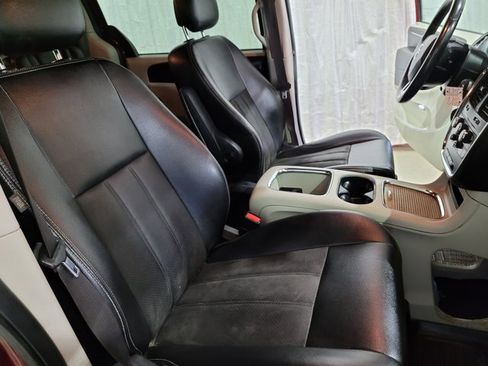 Used 2019 Dodge Grand Caravan SXT image 49