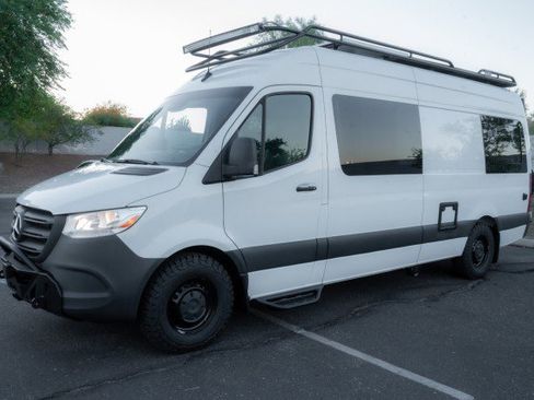 Used 2024 Mercedes-Benz Sprinter 2500 image 1