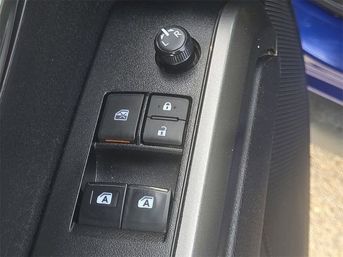 Certified 2023 Toyota Tacoma TRD Sport image 17