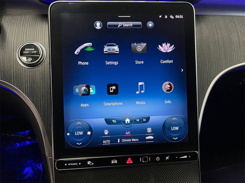 Used 2022 Mercedes-Benz C 300 4MATIC Sedan image 30