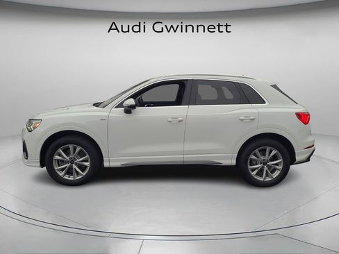 New 2025 Audi Q3 2.0T Premium image 2